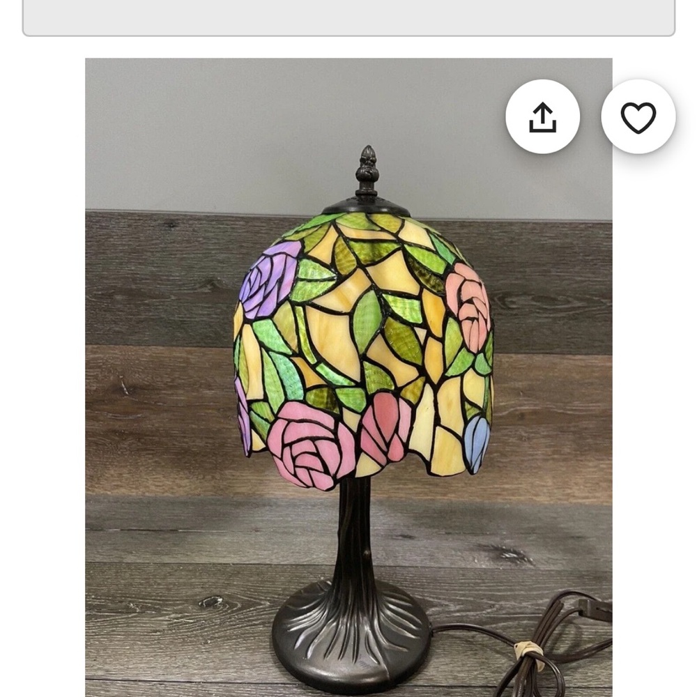 Tiffany Stained Glass Floral Table Lamp